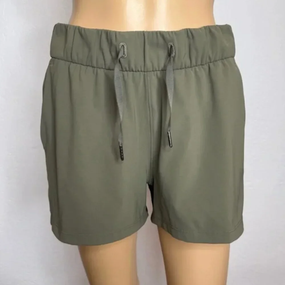 Lululemon On the Fly Short - Camo Green - Size 6 - Picture 4 of 6
